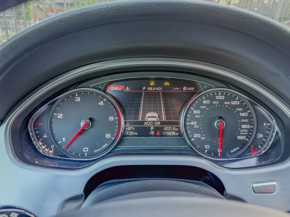 2014 Audi D4 A8 - Image 9 of 12