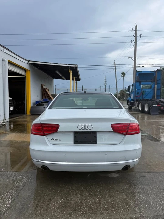 2014 Audi D4 A8 - Image 8 of 16