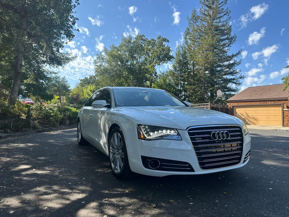 2014 Audi D4 A8 - Image 16 of 31