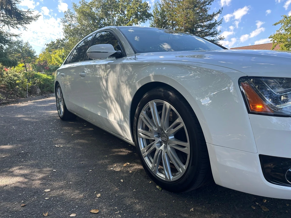 2014 Audi D4 A8 - Image 18 of 31