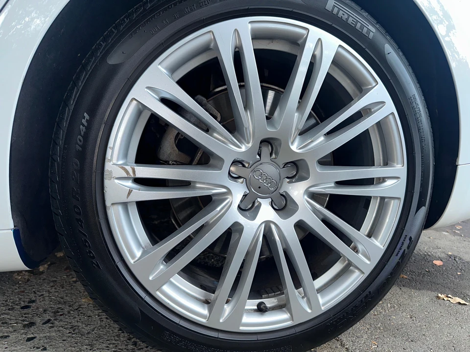 2014 Audi D4 A8 - Image 24 of 31