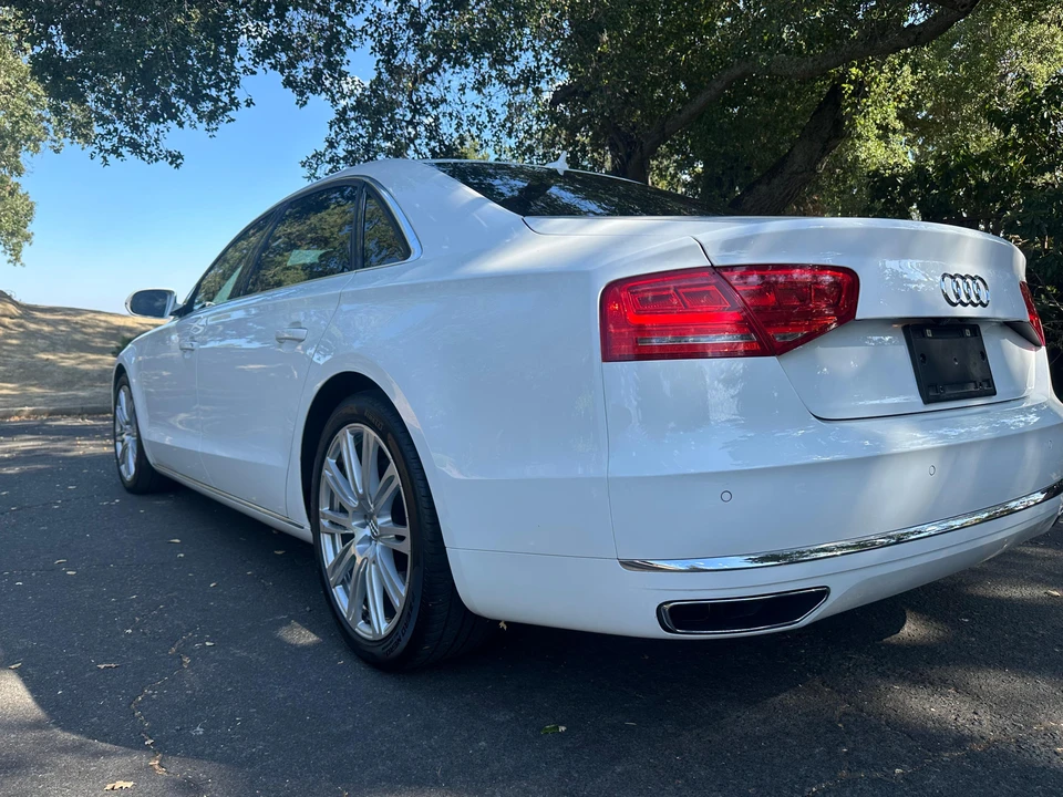 2014 Audi D4 A8 - Image 11 of 31