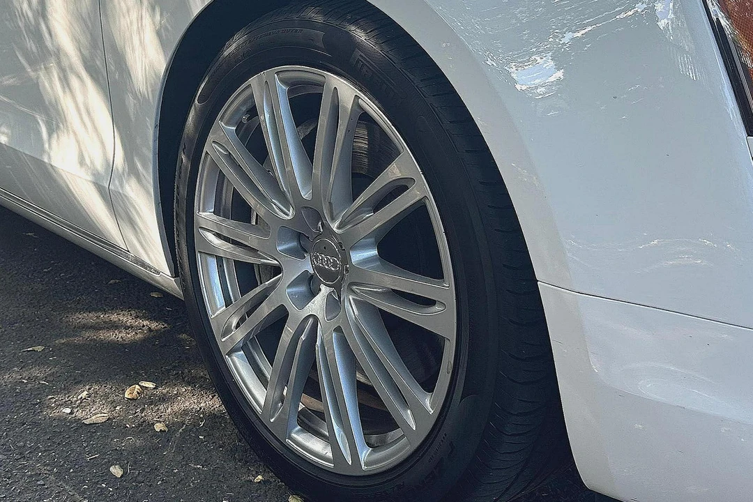 2014 Audi D4 A8 - Image 26 of 31