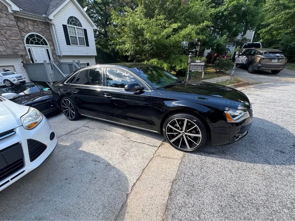 2014 Audi D4 A8 - Image 2 of 6