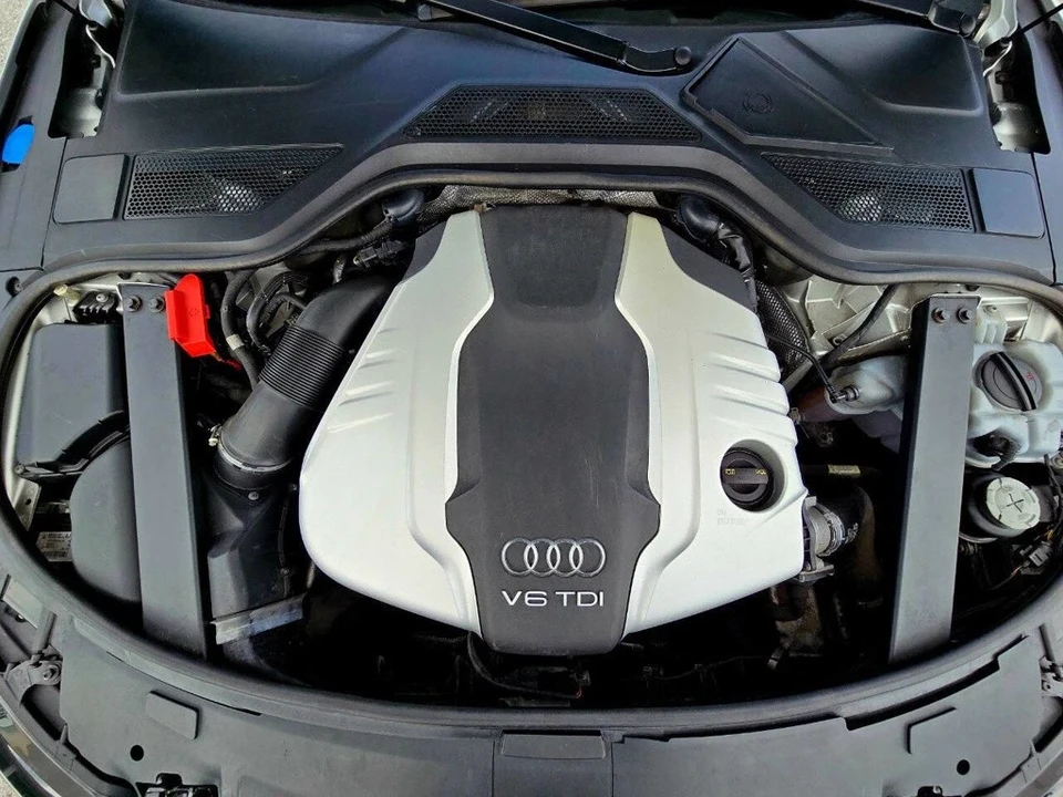 2014 Audi D4 A8 - Image 8 of 21