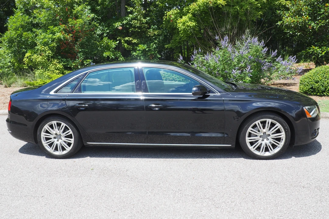 2014 Audi D4 A8 - Image 3 of 11