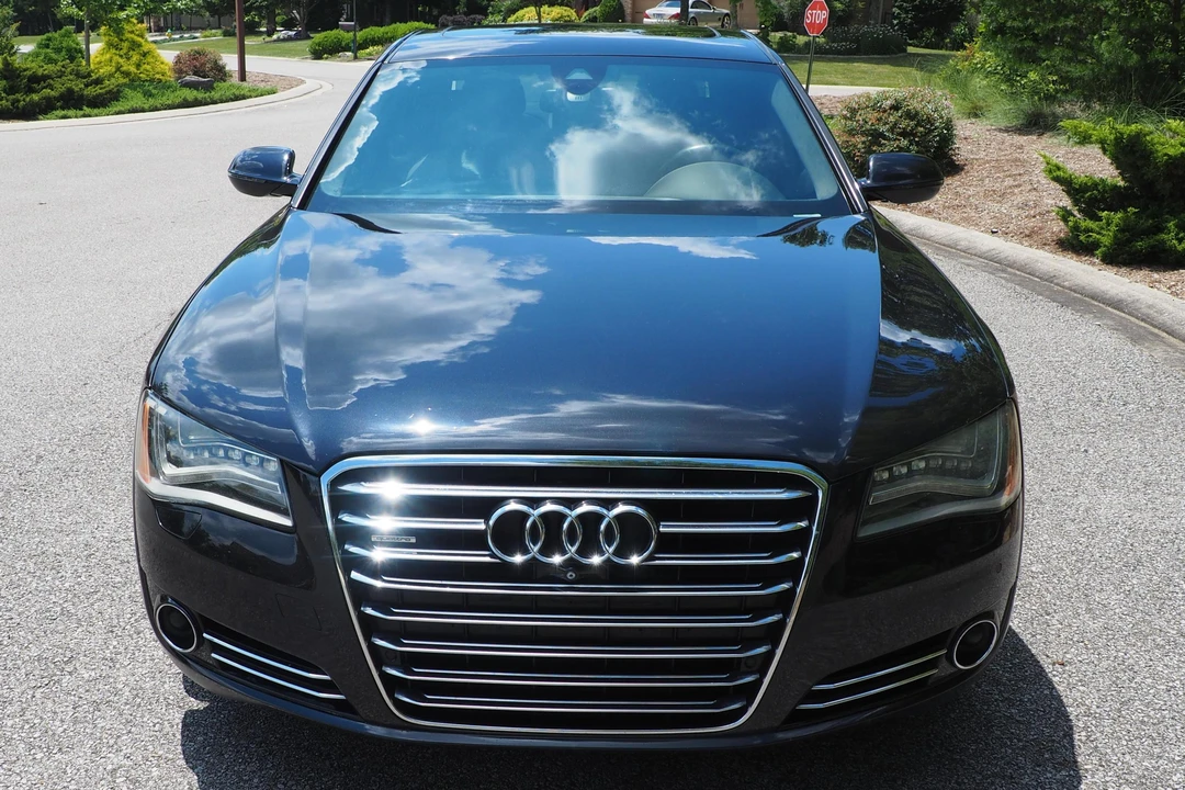 2014 Audi D4 A8 - Image 2 of 11