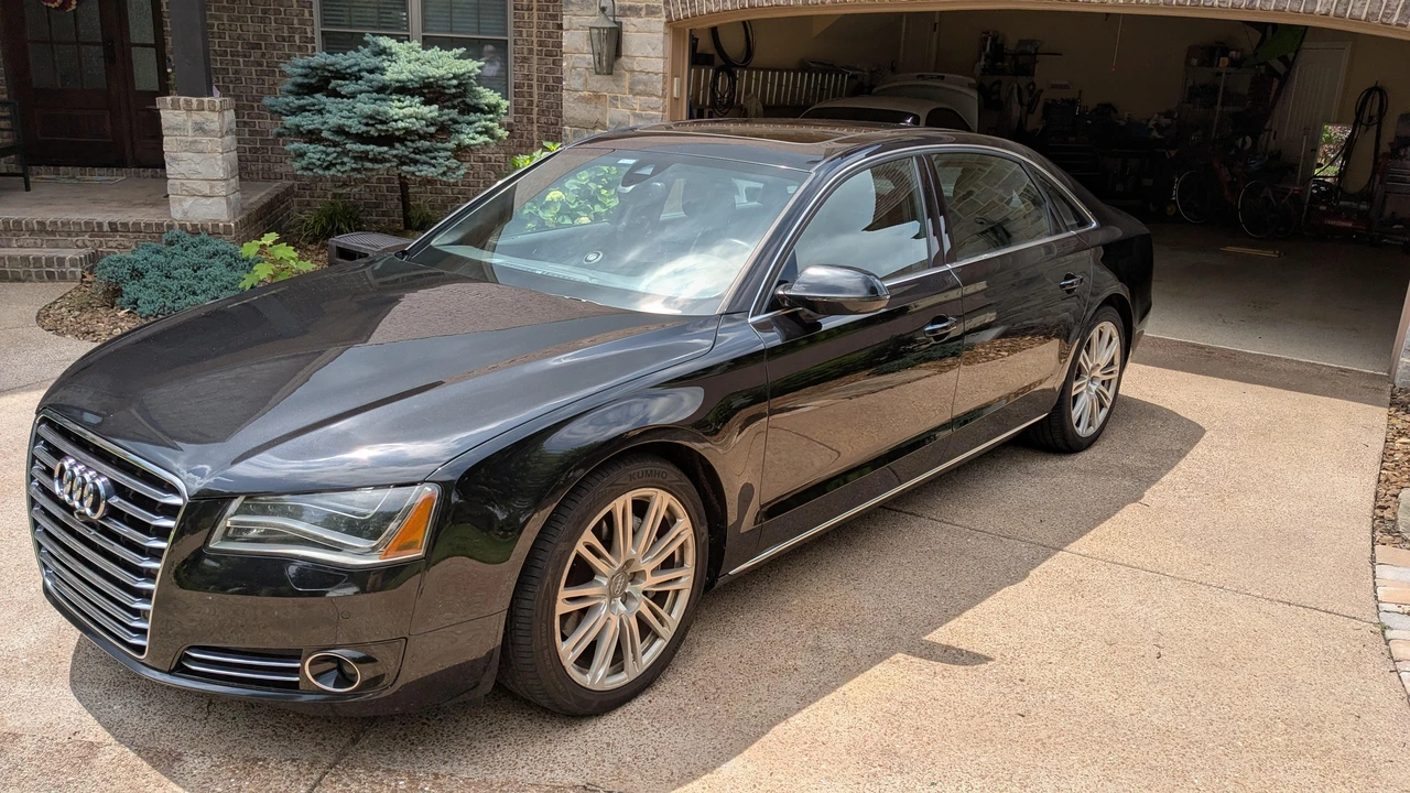 2014 Audi D4 A8 - Image 7 of 11