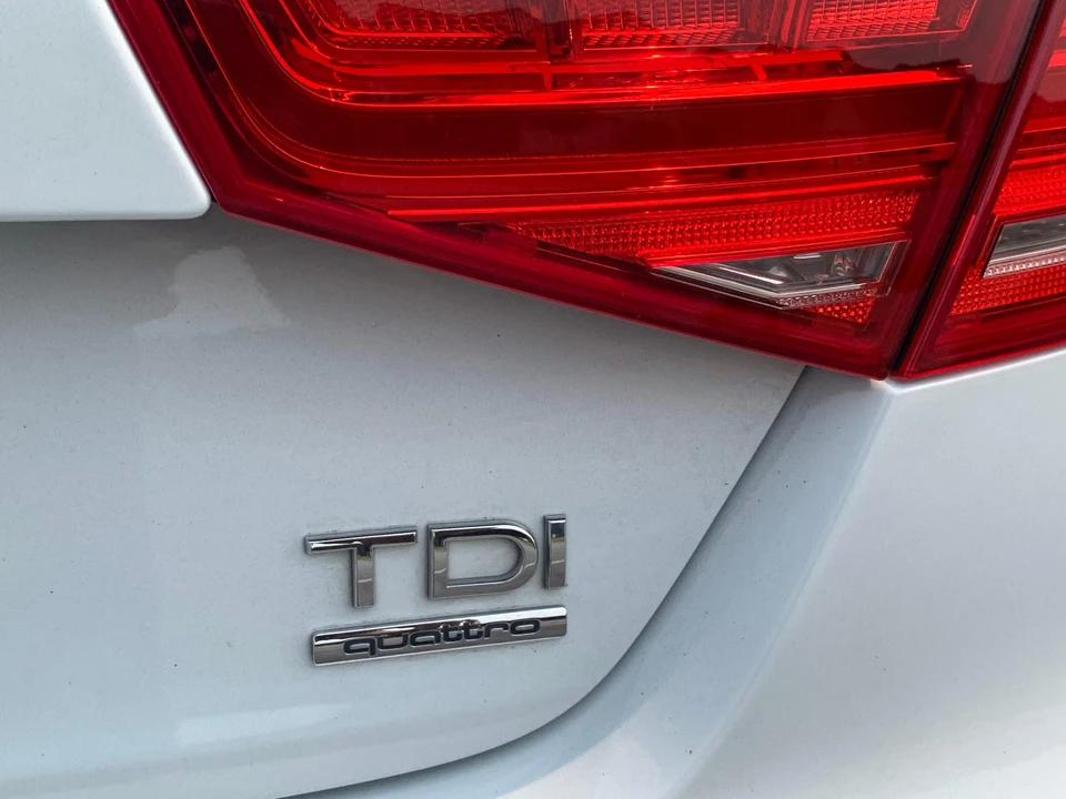 2014 Audi D4 A8 - Image 24 of 31