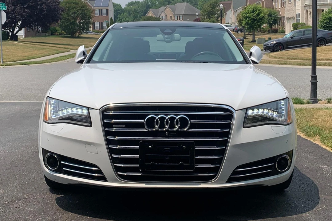 2014 Audi D4 A8 - Image 2 of 31