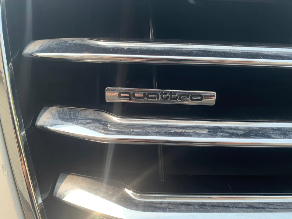 2014 Audi D4 A8 - Image 15 of 31