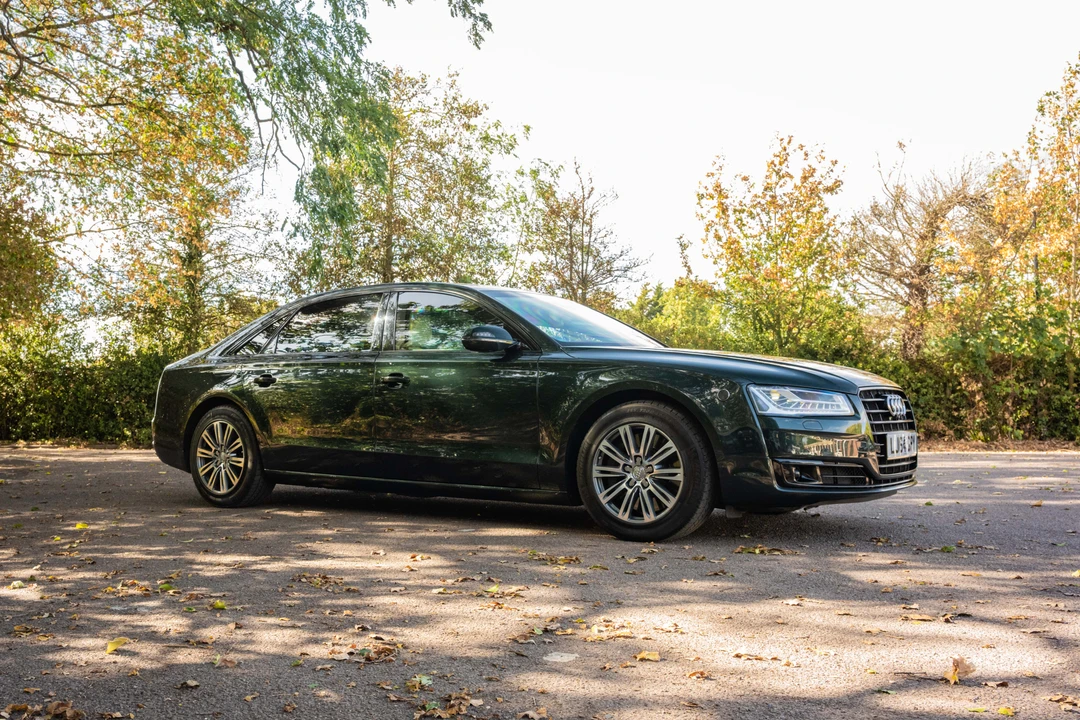 2014 Audi D4 A8 - Image 4 of 31