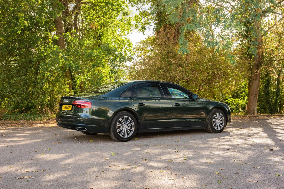 2014 Audi D4 A8 - Image 5 of 31