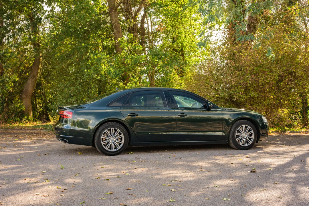 2014 Audi D4 A8 - Image 13 of 31