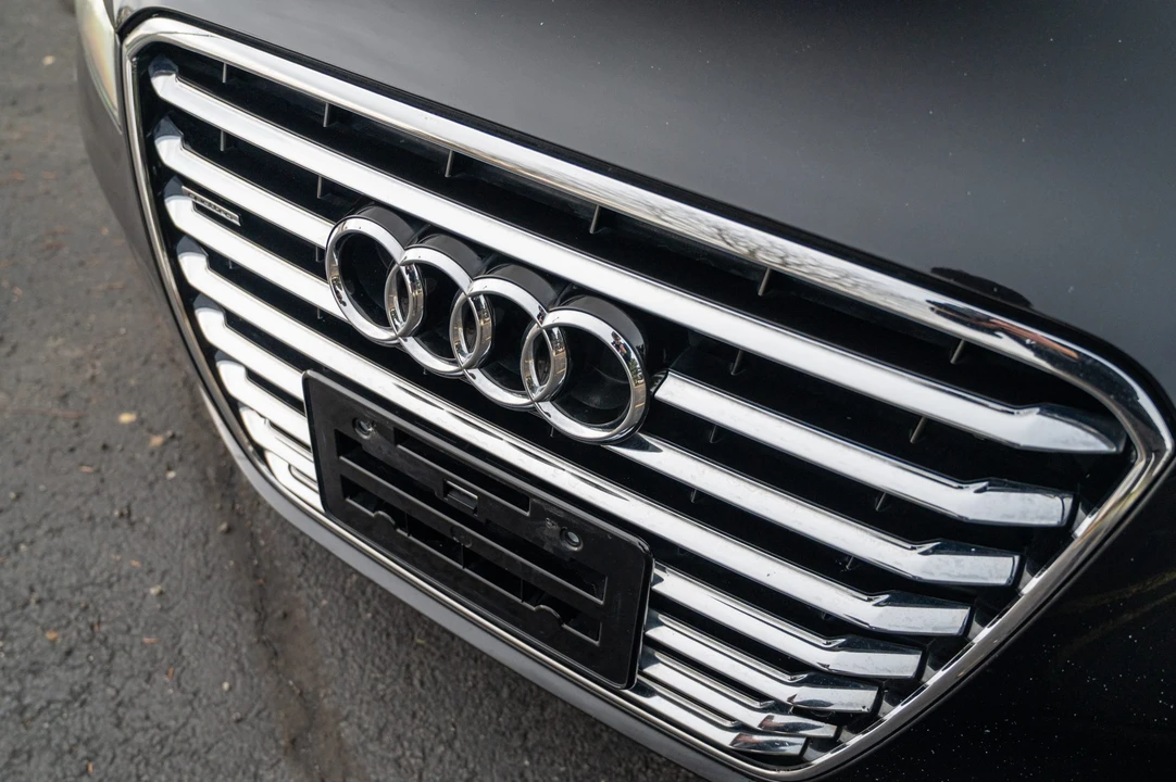 2014 Audi D4 A8 - Image 14 of 31