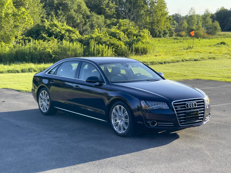 2014 Audi D4 A8 - Image 2 of 31