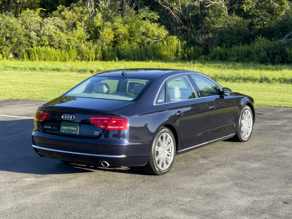 2014 Audi D4 A8 - Image 17 of 31