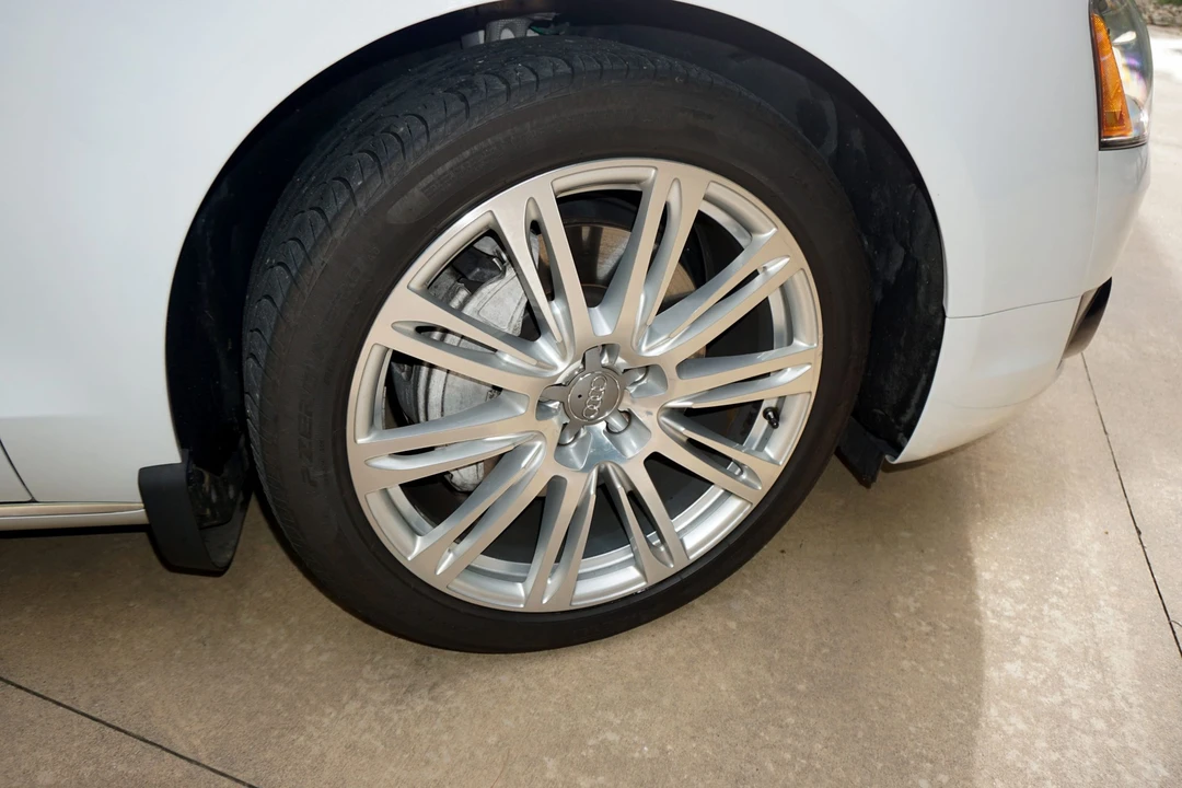 2014 Audi D4 A8 - Image 24 of 31