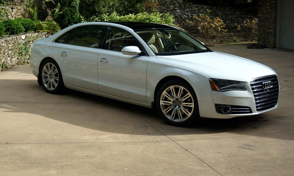 2014 Audi D4 A8 - Image 7 of 31