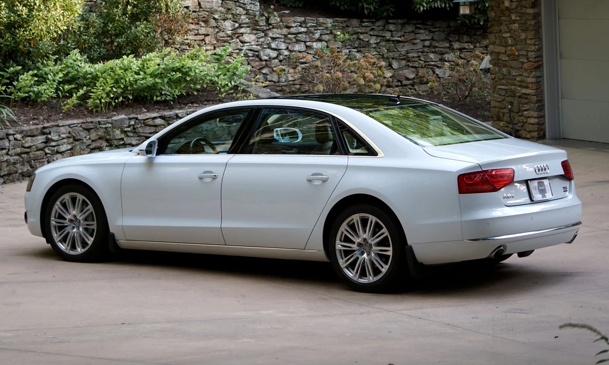 2014 Audi D4 A8 - Image 12 of 31