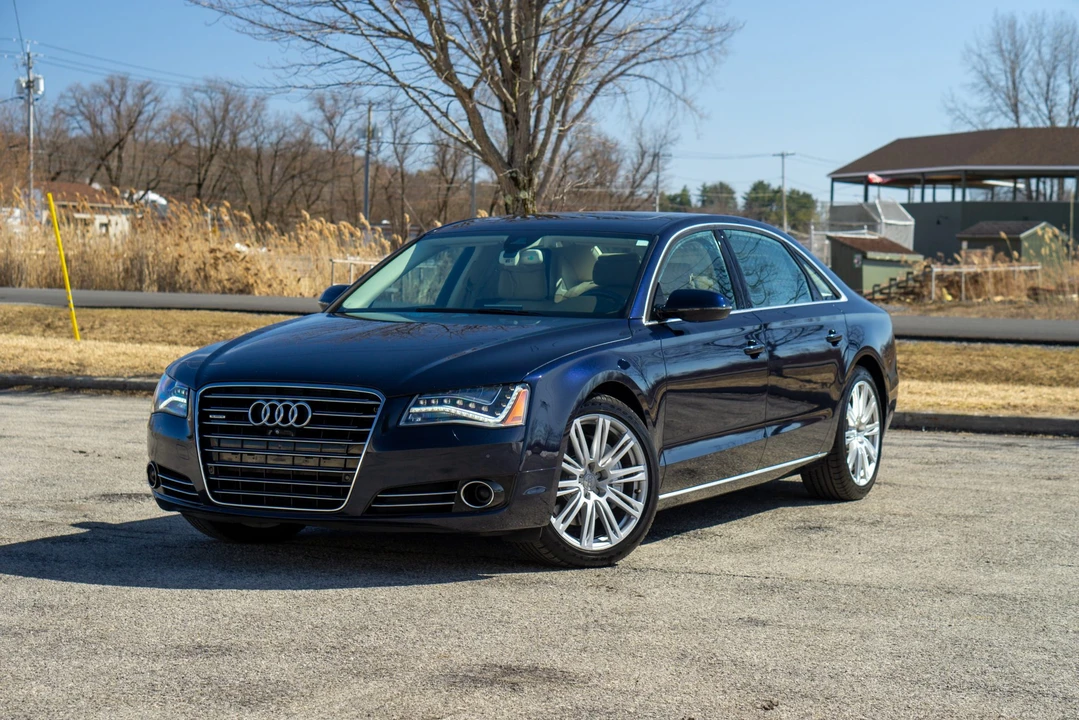 2014 Audi D4 A8 - Image 3 of 31