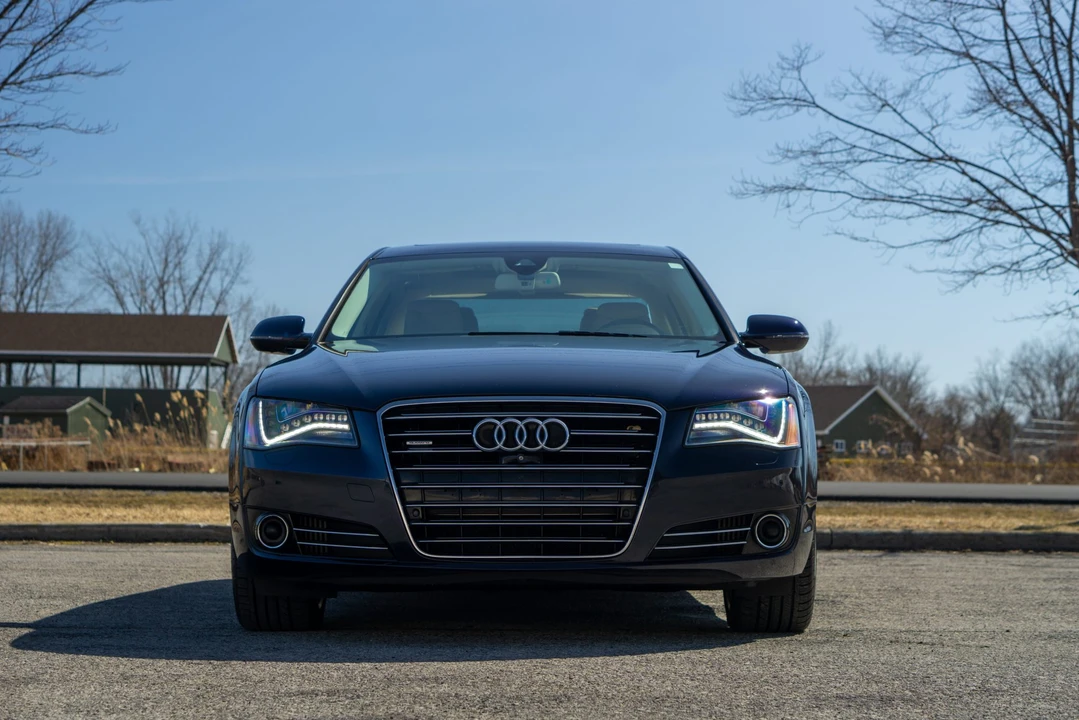 2014 Audi D4 A8 - Image 5 of 31