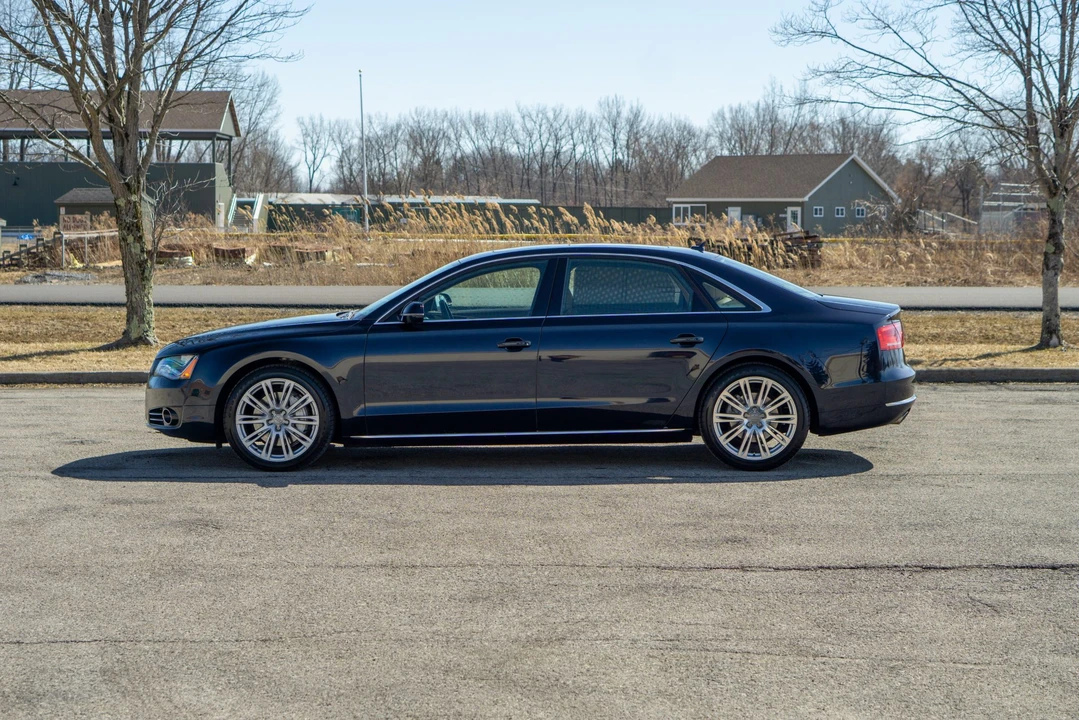 2014 Audi D4 A8 - Image 14 of 31