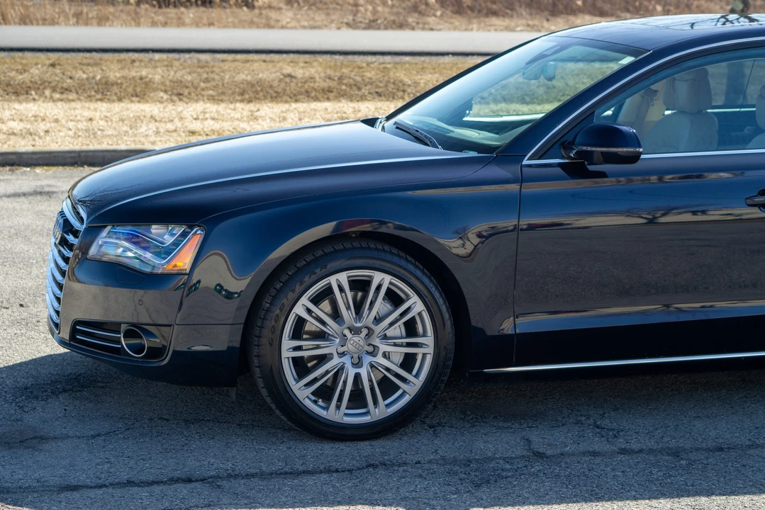 2014 Audi D4 A8 - Image 16 of 31