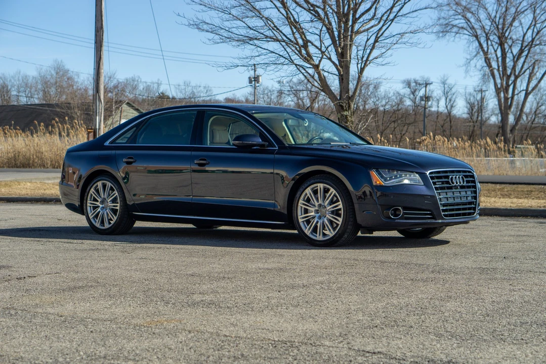 2014 Audi D4 A8 - Image 6 of 31