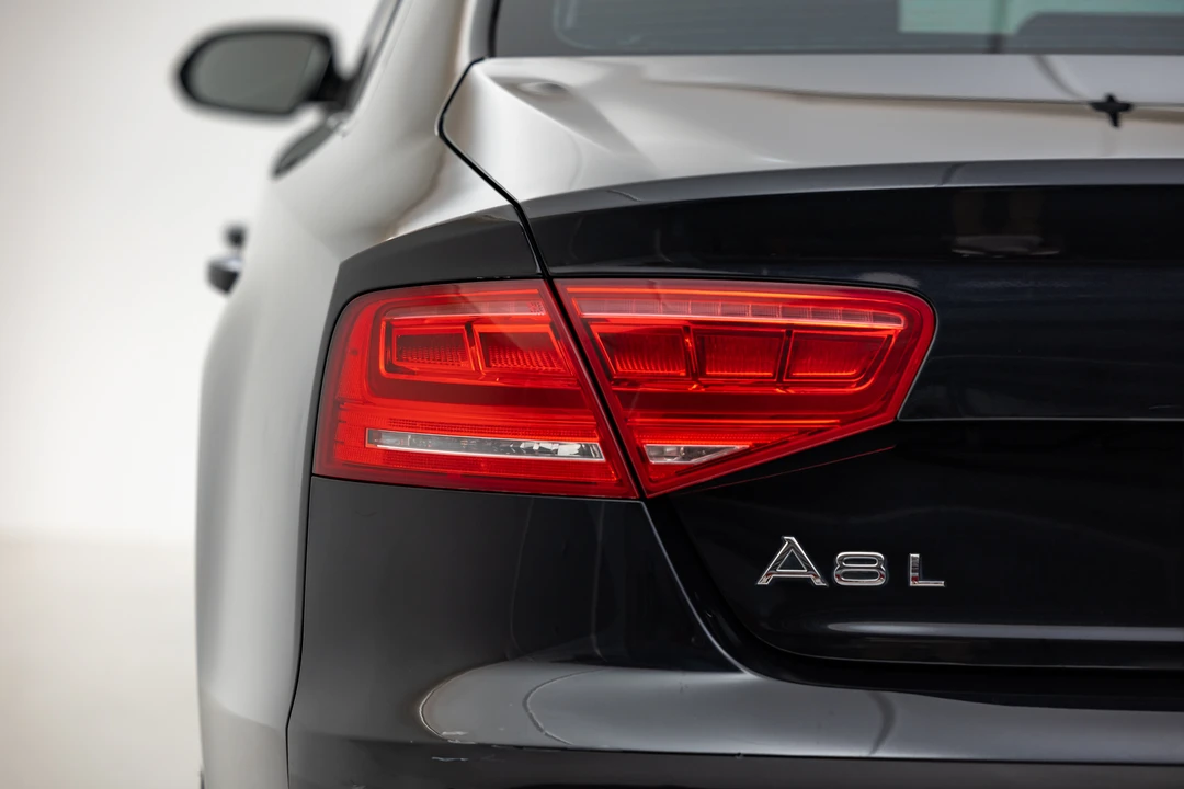 2014 Audi D4 A8 - Image 28 of 31