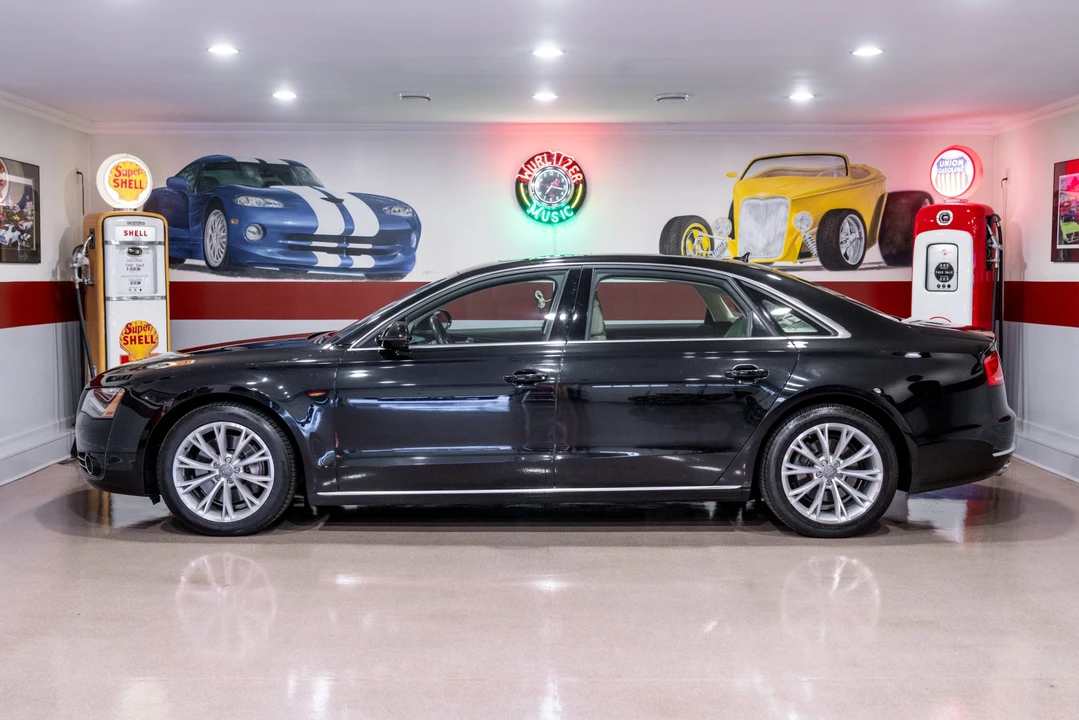 2014 Audi D4 A8 - Image 8 of 31
