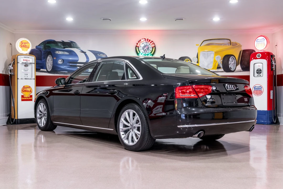 2014 Audi D4 A8 - Image 9 of 31