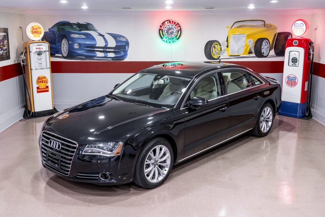 2014 Audi D4 A8 - Image 5 of 31