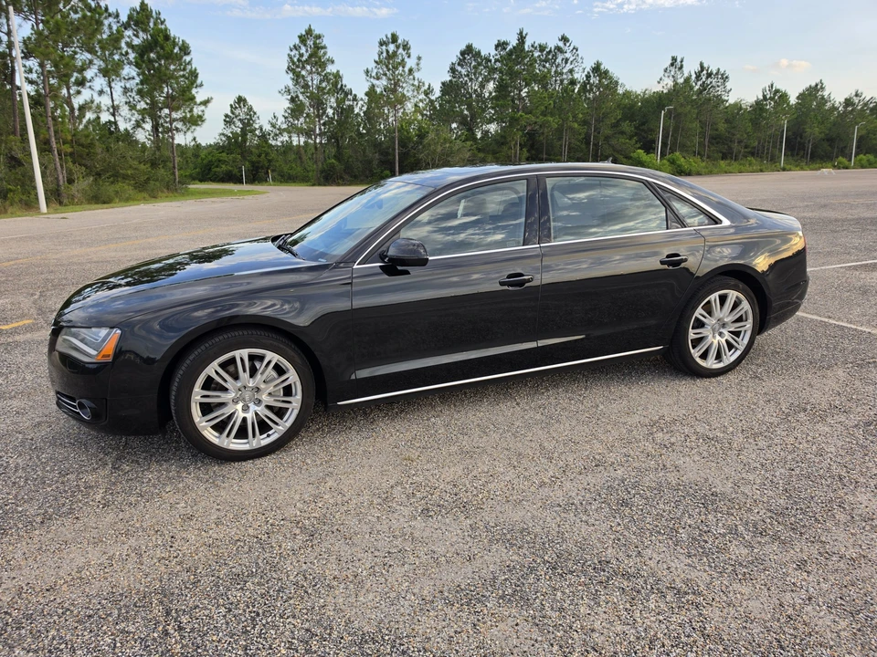 2014 Audi D4 A8 - Image 4 of 31