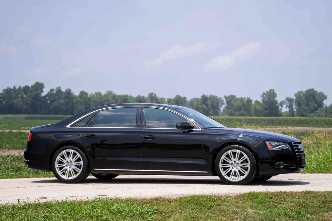 2014 Audi D4 A8 - Image 9 of 31