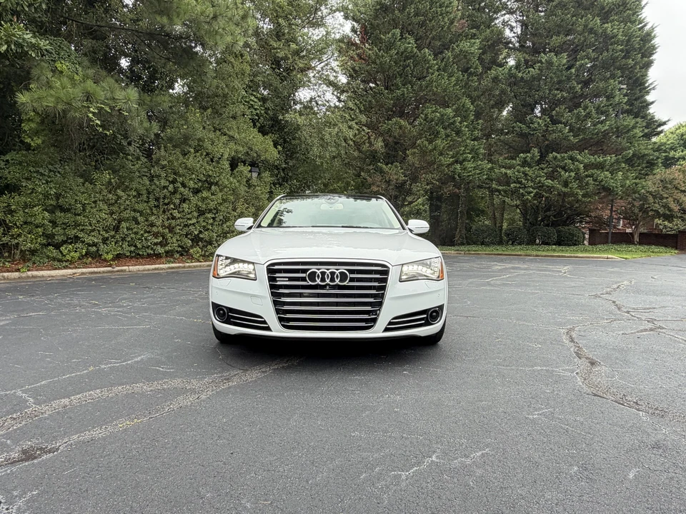 2014 Audi D4 A8 - Image 8 of 31
