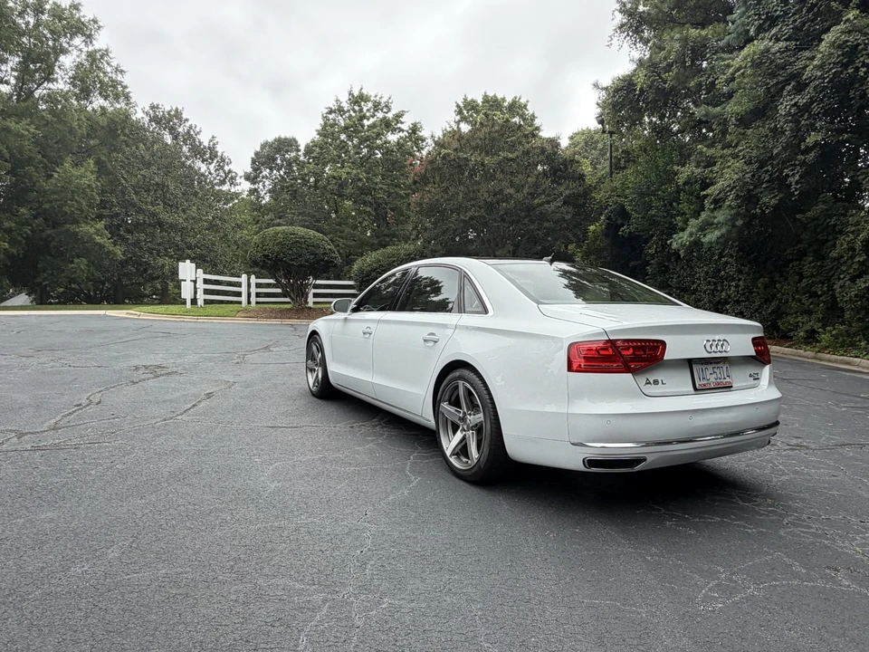 2014 Audi D4 A8 - Image 4 of 31