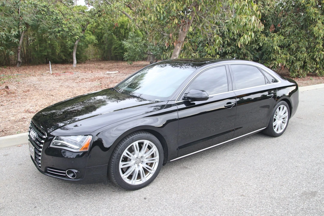 2014 Audi D4 A8 - Image 2 of 31