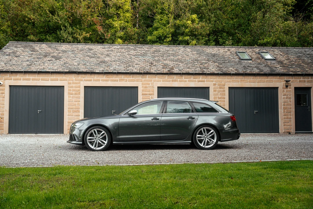 2014 Audi C7 RS6 - Image 12 of 31
