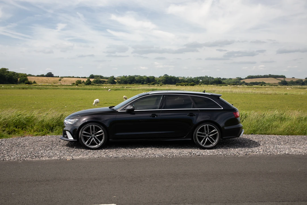 2014 Audi C7 RS6 - Image 12 of 31