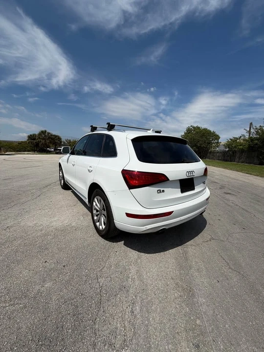 2014 Audi 8R Q5 - Image 2 of 6