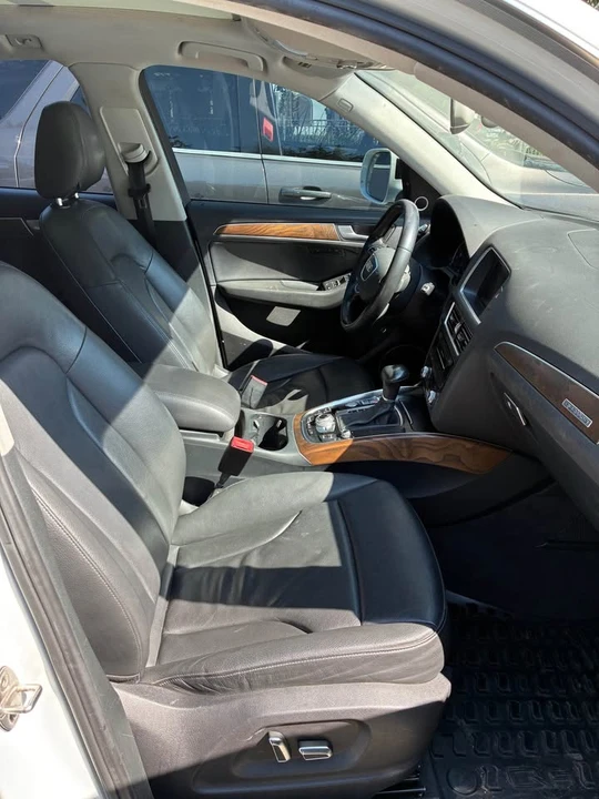 2014 Audi 8R Q5 - Image 8 of 8