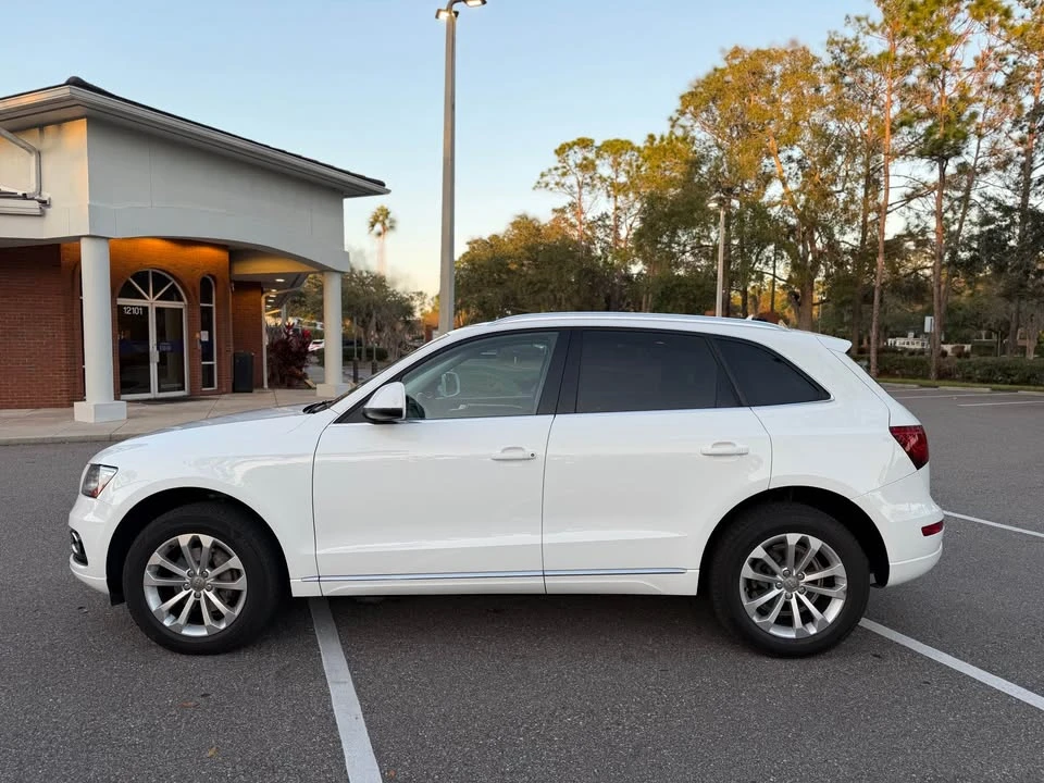 2014 Audi 8R Q5 - Image 2 of 19
