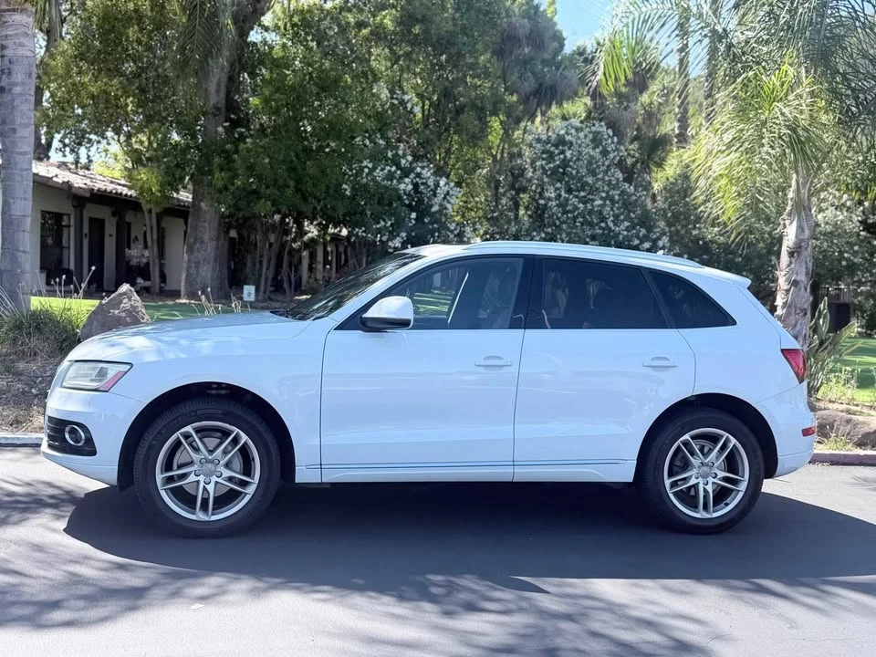2014 Audi 8R Q5 - Image 2 of 18