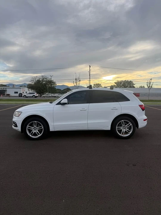 2014 Audi 8R Q5 - Image 8 of 15