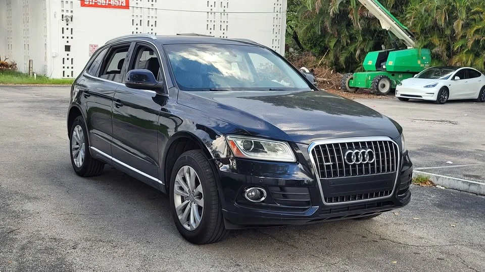 2014 Audi 8R Q5 - Image 2 of 15