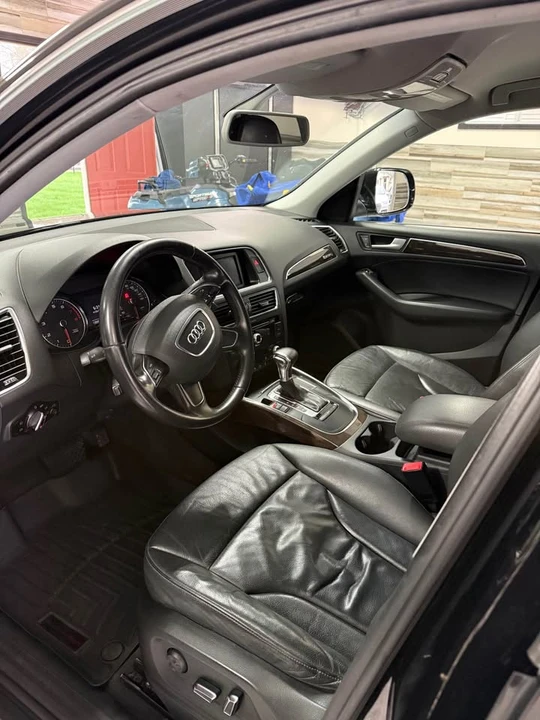 2014 Audi 8R Q5 - Image 8 of 9