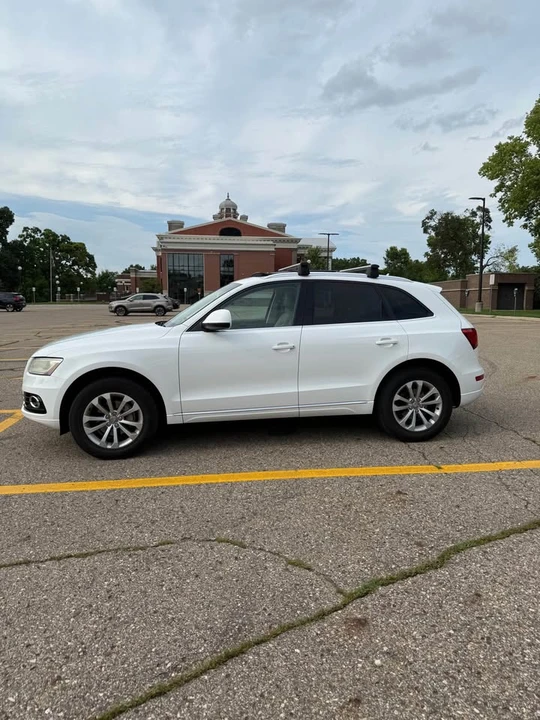 2014 Audi 8R Q5 - Image 2 of 15