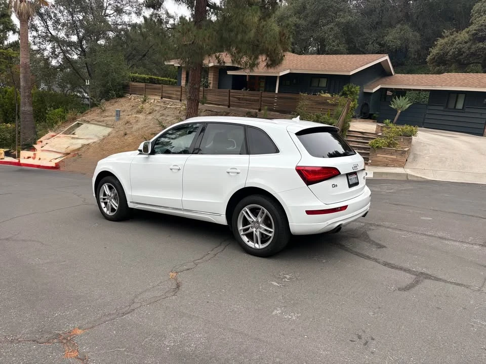 2014 Audi 8R Q5 - Image 2 of 12