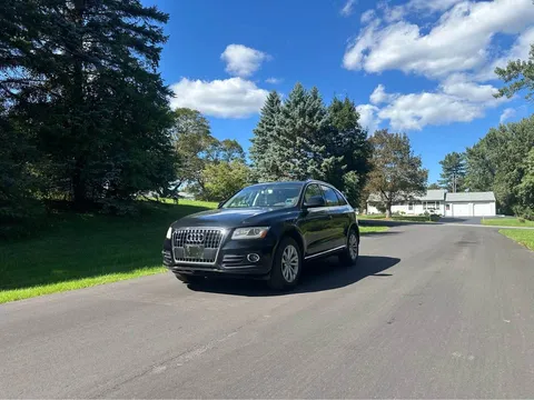 2014 Audi Q5 2.0T Quattro Premium Sport Utility 4D
